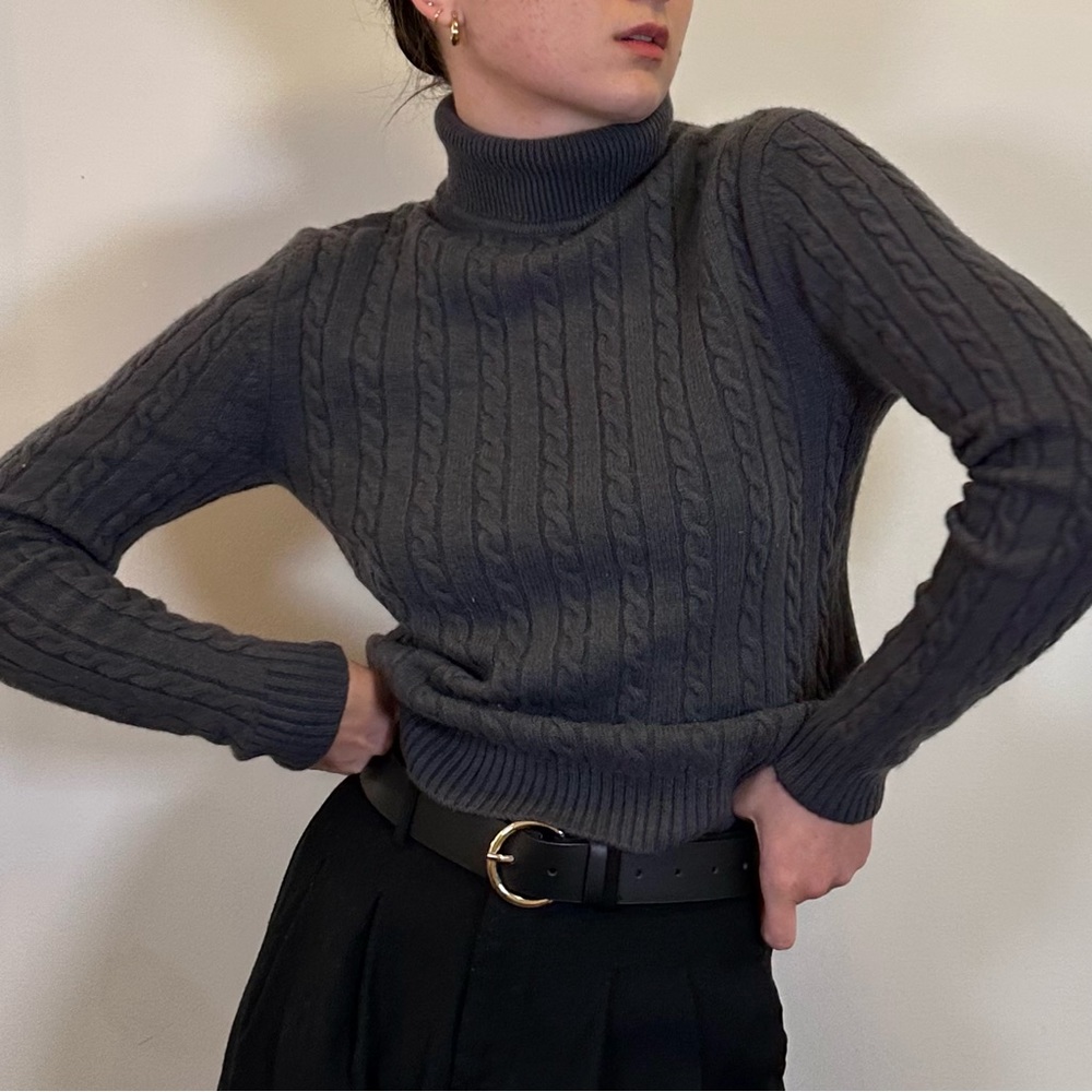 Grey 100% Wool TNA turtleneck